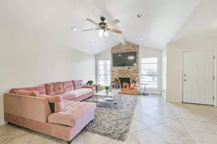 22106 Meadowgate Dr, Spring, TX 77373 - Photo 8