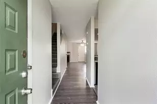 8704 Victorian Village Dr, Houston, TX 77071 - Photo 6