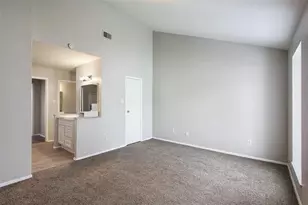 8704 Victorian Village Dr, Houston, TX 77071 - Photo 14