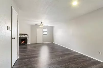 8704 Victorian Village Drive #8704, Houston, TX 77071 - Photo 8