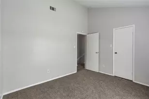 8704 Victorian Village Dr, Houston, TX 77071 - Photo 20
