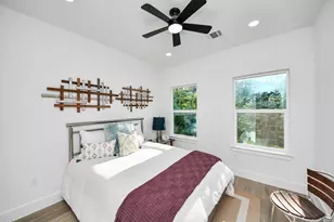 9307 Jutland Rd, Houston, TX 77033 - Photo 32