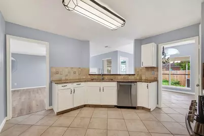 3608 Lochmoor Lane, Pearland, TX 77581 - Photo 14