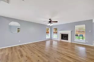 3608 Lochmoor Ln, Pearland, TX 77581 - Photo 10
