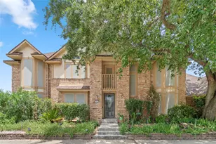 1513 Beaconshire Rd, Houston, TX 77077 - Photo 2