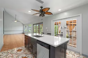 1513 Beaconshire Rd, Houston, TX 77077 - Photo 16