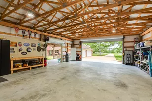 5620 County Rd 166, Alvin, TX 77511 - Photo 32