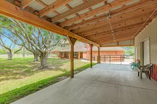 5620 County Rd 166, Alvin, TX 77511 - Photo 30