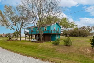 1941 Bayview Dr, Palacios, TX 77465 - Photo 28