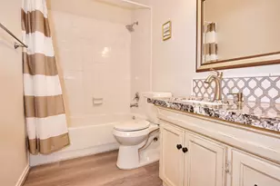 110 E Detering St, Houston, TX 77007 - Photo 24