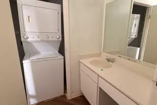 7901 Cambridge St, Houston, TX 77054 - Photo 10