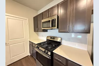 2102 Antoine Drive #P6B1, Houston, TX 77055 - Photo 2