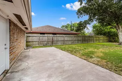 6414 Heatherbloom Drive, Houston, TX 77085 - Photo 28