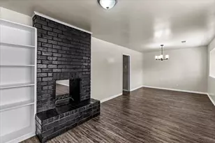 6414 Heatherbloom Dr, Houston, TX 77085 - Photo 6