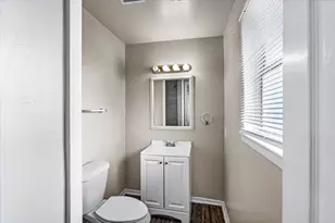 6414 Heatherbloom Dr, Houston, TX 77085 - Photo 18