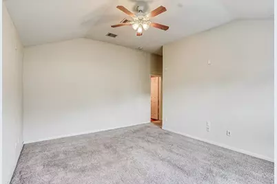 2219 Diamond Crest Drive, Houston, TX 77489 - Photo 10