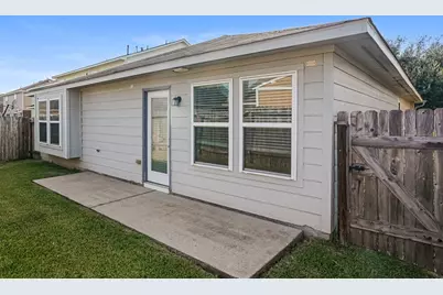 2219 Diamond Crest Drive, Houston, TX 77489 - Photo 16