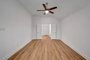 14121 Baikal Mnr Dr, Santa Fe, TX 77510 - Photo 36