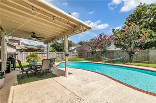 5506 Poundstone Ct, Sugar Land, TX 77479 - Photo 32