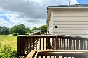 1335 Nashville Ave, Port Arthur, TX 77640 - Photo 12