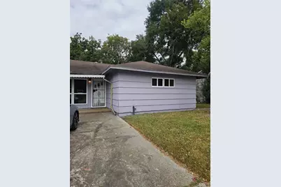 5703 Belneath Street, Houston, TX 77033 - Photo 2