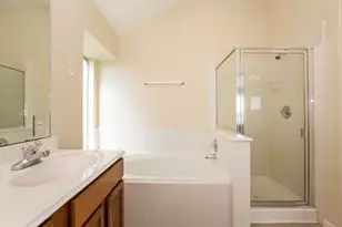 19811 Whispering Hollow Ln, Katy, TX 77449 - Photo 8