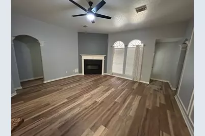 12007 Viola Court, Pinehurst, TX 77362 - Photo 4