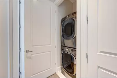 1409 Post Oak Boulevard #1003, Houston, TX 77056 - Photo 18