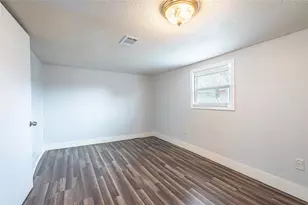 1210 56th St, Galveston, TX 77551 - Photo 8