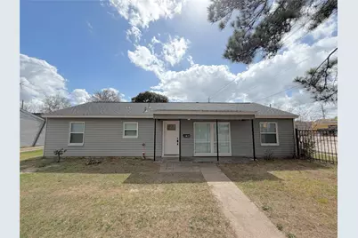 1735 W 43rd Street, Houston, TX 77018 - Photo 1