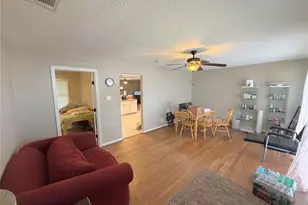 1735 W 43rd St, Houston, TX 77018 - Photo 2