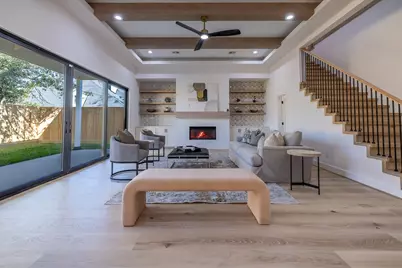 6534 Westview Drive, Houston, TX 77055 - Photo 2