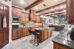 3536 Caffin Dr, Beaumont, TX 77706 - Photo 6