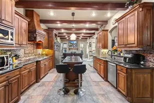 3536 Caffin Dr, Beaumont, TX 77706 - Photo 4