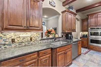 3536 Caffin Dr, Beaumont, TX 77706 - Photo 8