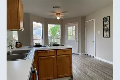6614 Amberfield Lane, Katy, TX 77449 - Photo 16