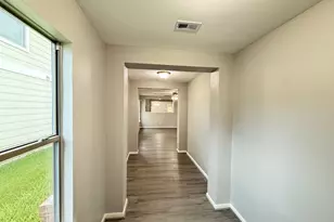 11839 Madison Oak St, Houston, TX 77038 - Photo 2