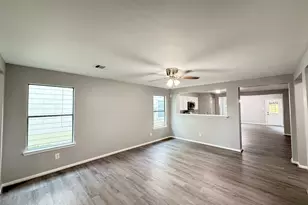 11839 Madison Oak St, Houston, TX 77038 - Photo 6