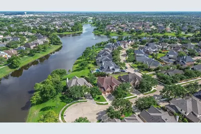 12206 Bell Creek Drive, Pearland, TX 77584 - Photo 48