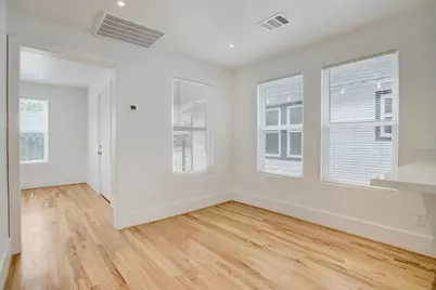 6109 N Main St, Houston, TX 77008 - Photo 10