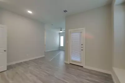 9835 Willow Creek Commerce #212, Tomball, TX 77375 - Photo 4