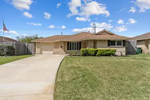 1214 W 31st St, Houston, TX 77018 - Photo 1