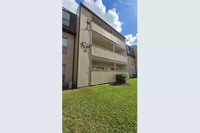 8427 Hearth Drive #4, Houston, TX 77054 - Photo 1