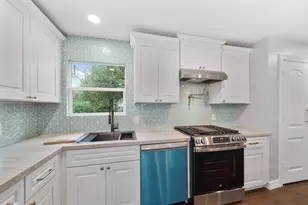 9313 Livernois Rd, Houston, TX 77080 - Photo 12
