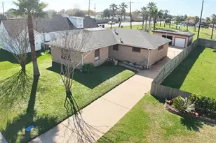 2317 Wimcrest St, Galveston, TX 77551 - Photo 1