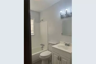 5537 Bataan Road #B, Houston, TX 77033 - Photo 10