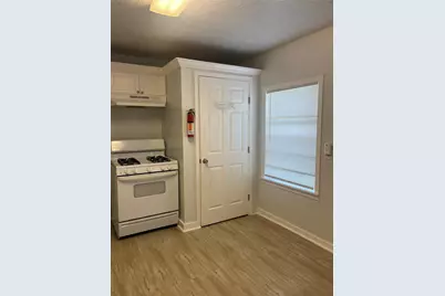 5537 Bataan Road #B, Houston, TX 77033 - Photo 4