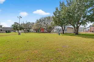 7170 S Dairy Ashford Rd, Houston, TX 77072 - Photo 16