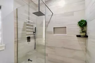 3027 Clinton Dr, Houston, TX 77020 - Photo 22