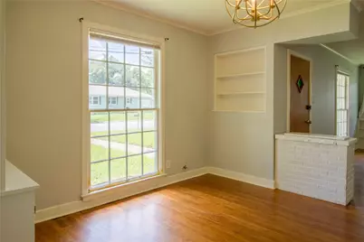 711 E Sixth Street, Brenham, TX 77833 - Photo 2